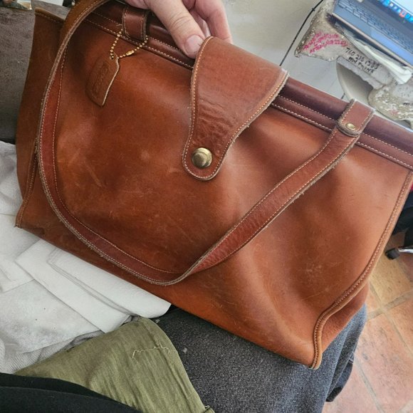 Coach Purse Genuine Cowhide - Picture 7 of 8